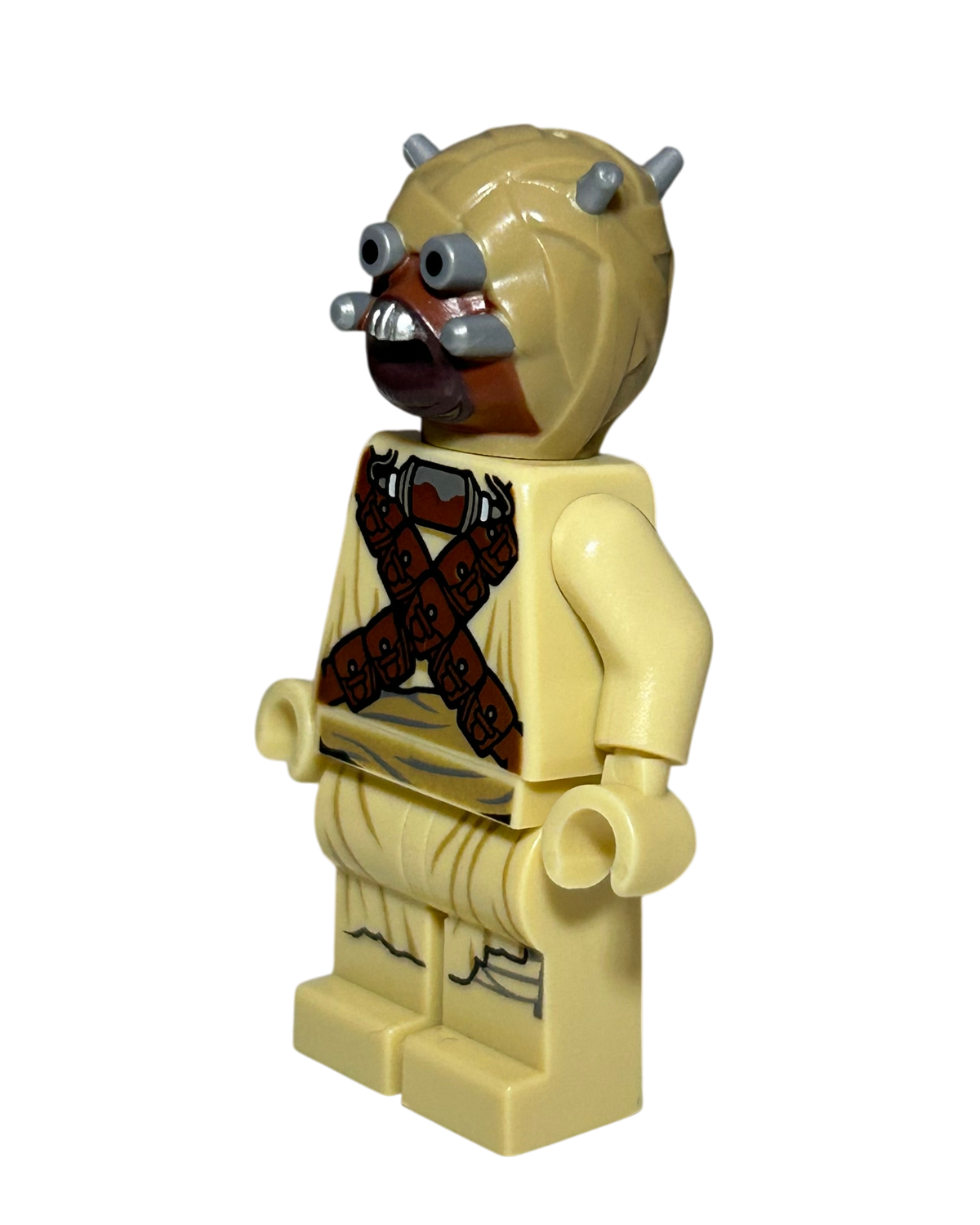 Tusken Raider SW0620 LEGO Star Wars Minifigur Seitenansicht rechts brick2d2