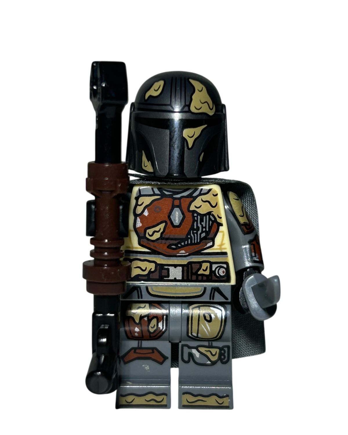 Din Djarin SW1539 LEGO Star Wars Minifigur mit Schmutzflecken Vorderansicht brick2d2