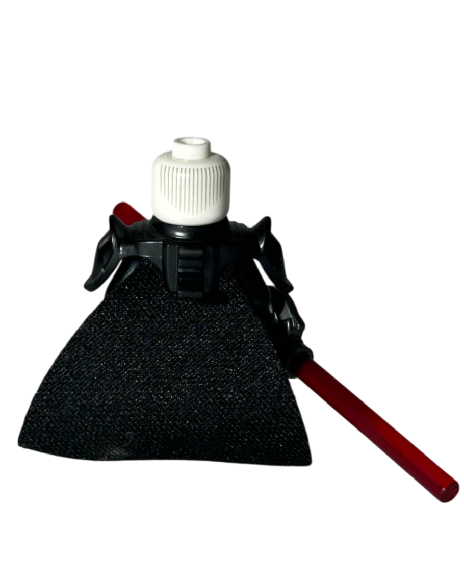 Grand Inquisitor SW1222 LEGO Star Wars Minifigur mit Lichtschwert zweite Detailansicht brick2d2