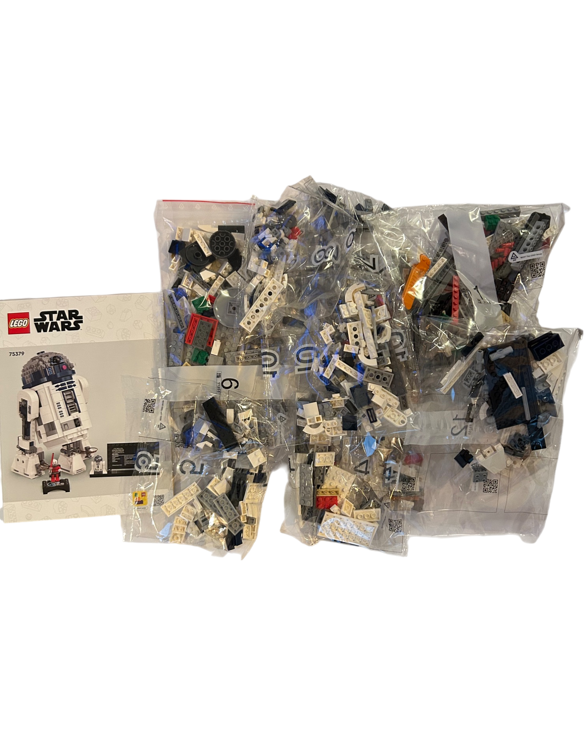Baubarer R2-D2 75379 LEGO Star Wars Set Detailansicht