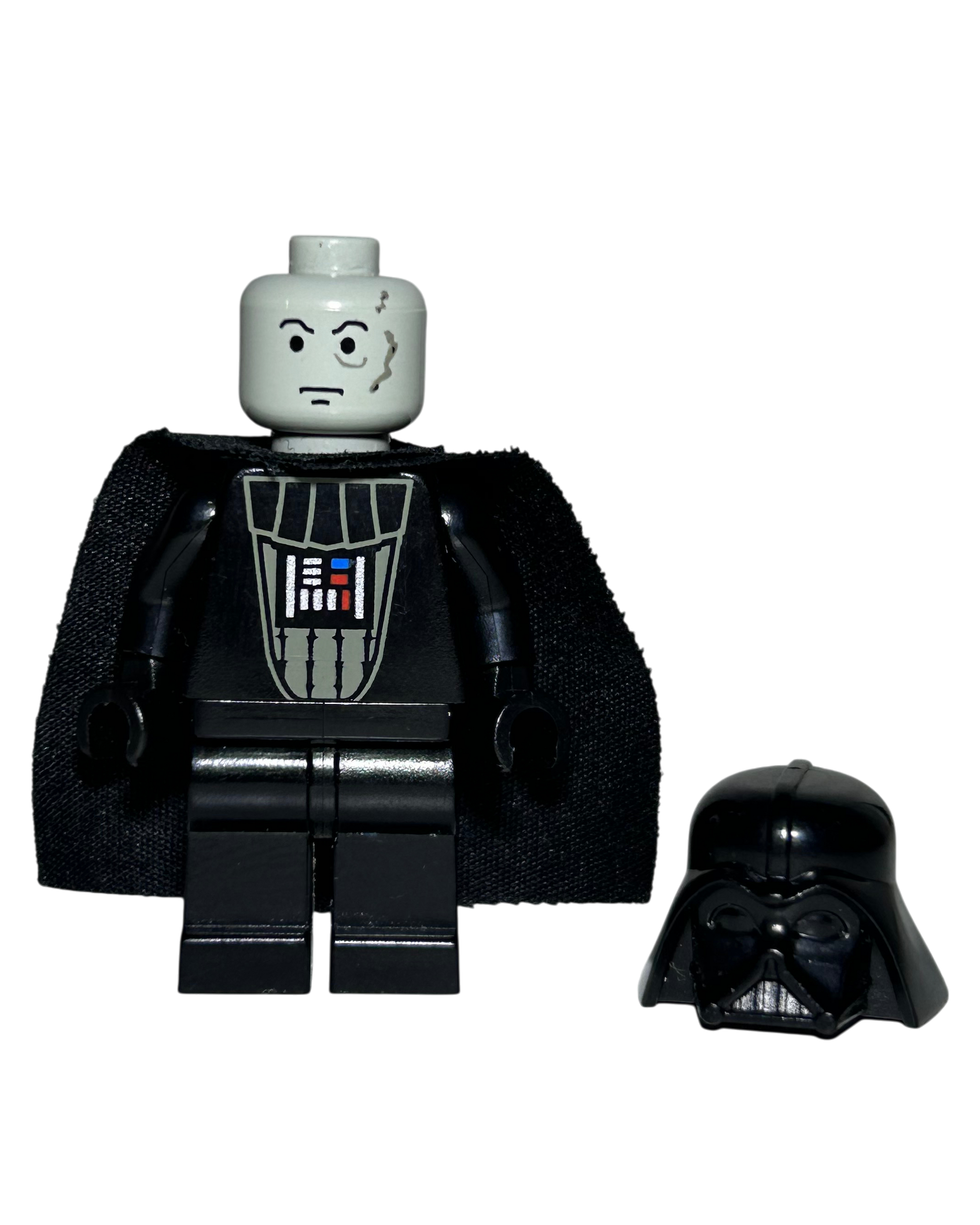 Darth Vader SW0004 LEGO Star Wars Minifigur Detailansicht brick2d2