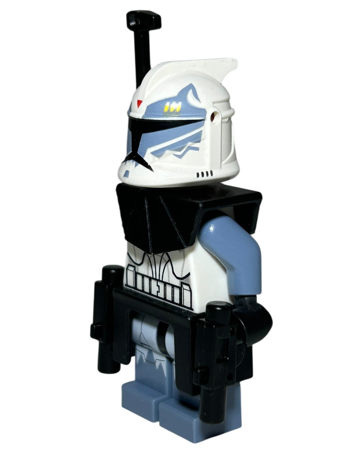 Clone Trooper Commander Wolffe 104th Battalion Wolfpack Phase 1 SW0330 LEGO Star Wars Minifigur Seitenansicht rechts brick2d2