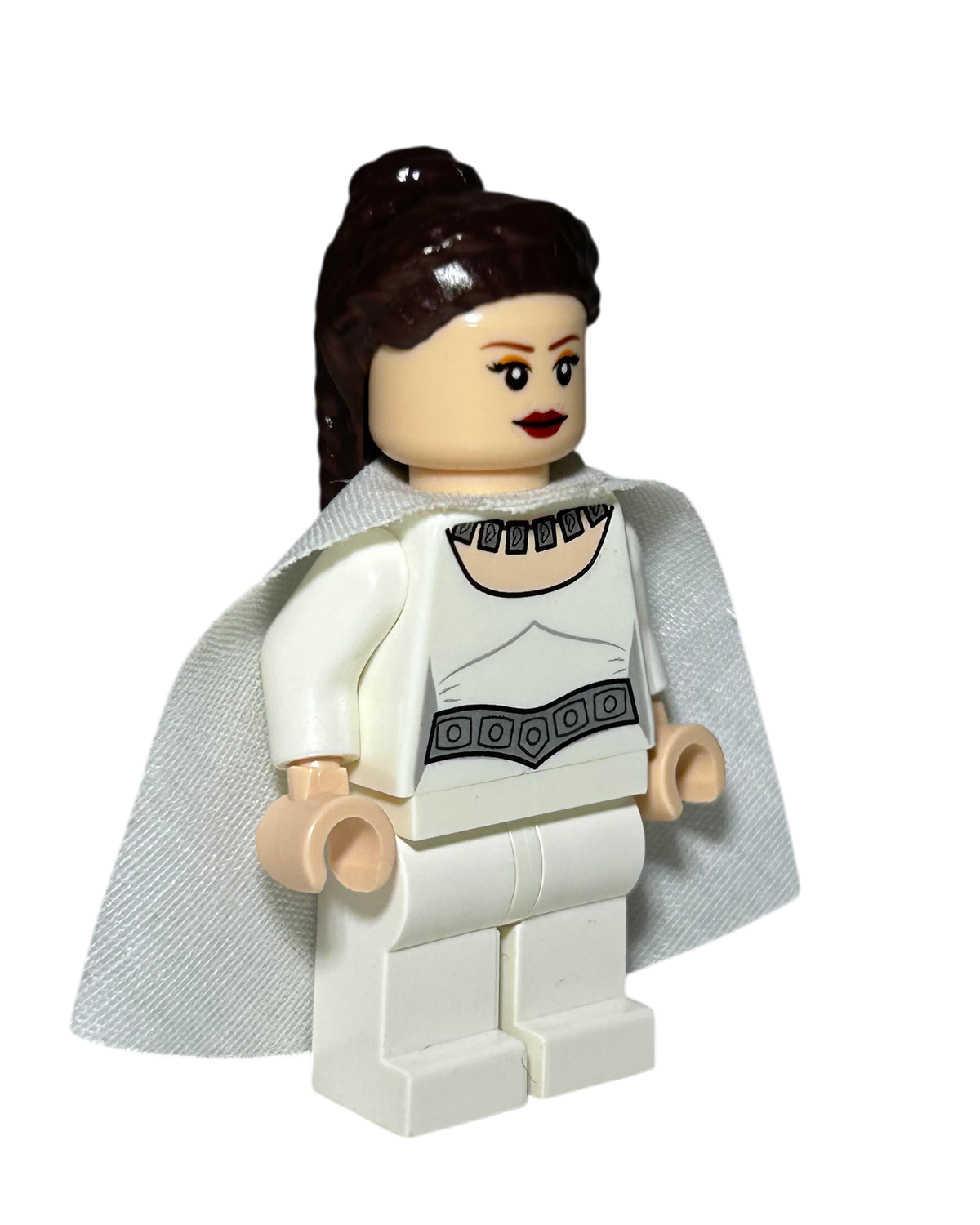 Prinzessin Leia SW0371 Celebration Outfit LEGO Star Wars Minifigur Seitenansicht links brick2d2
