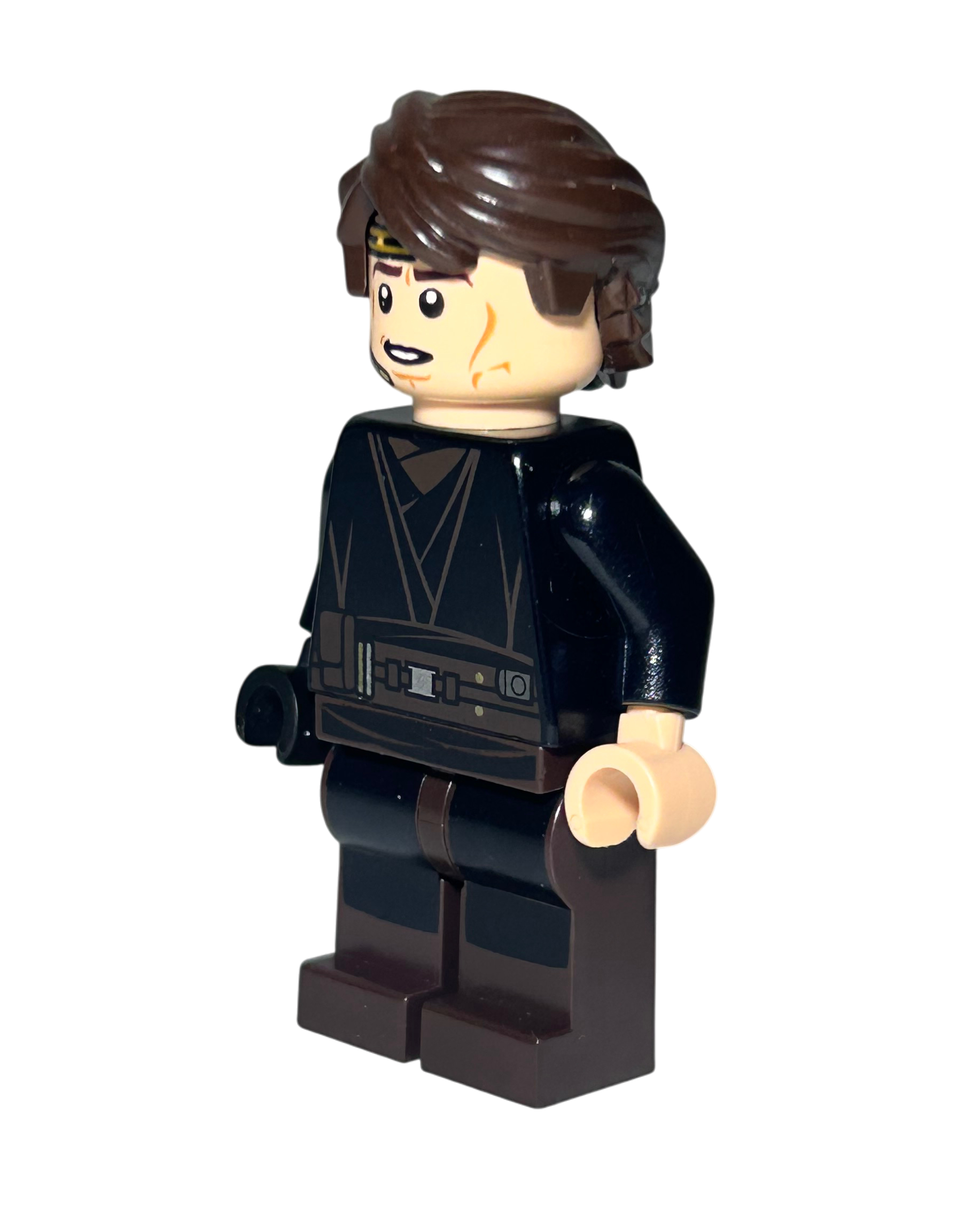 Anakin Skywalker SW0526 LEGO Star Wars Minifigur Seitenansicht rechts brick2d2
