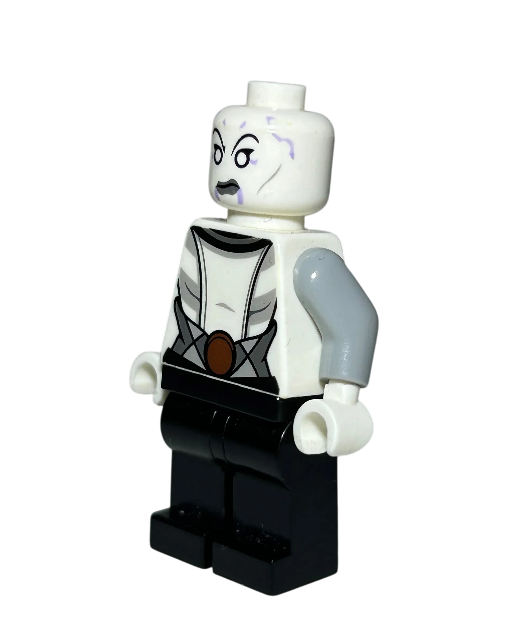 Asajj Ventress SW0615 LEGO Star Wars Minifigur weißer Torso Seitenansicht rechts brick2d2