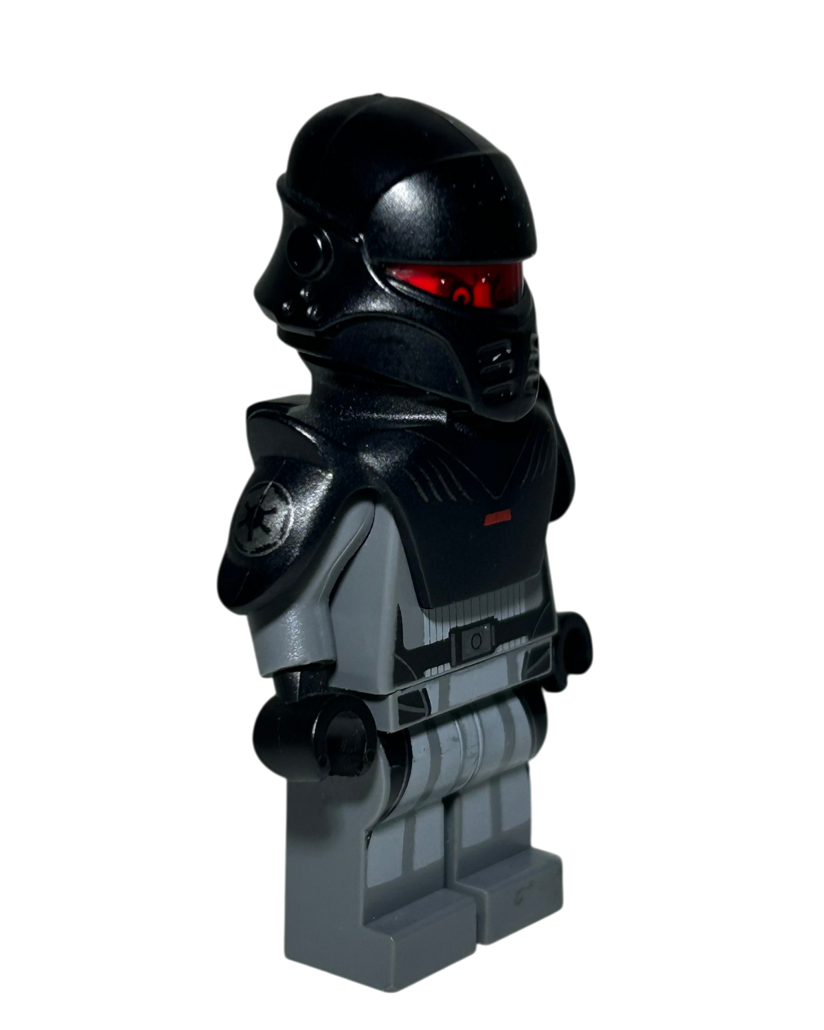 The Grand Inquisitor SW0622 LEGO Star Wars Minifigur Seitenansicht links brick2d2