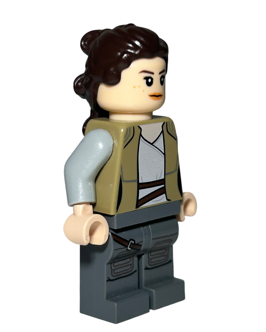 Rey Skywalker SW0888 LEGO Star Wars Minifigur Seitenansicht links brick2d2