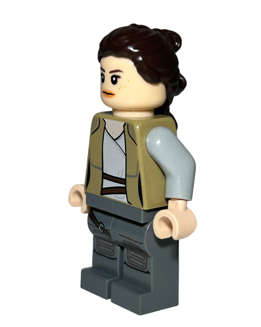 Rey Skywalker SW0888 LEGO Star Wars Minifigur Seitenansicht rechts brick2d2