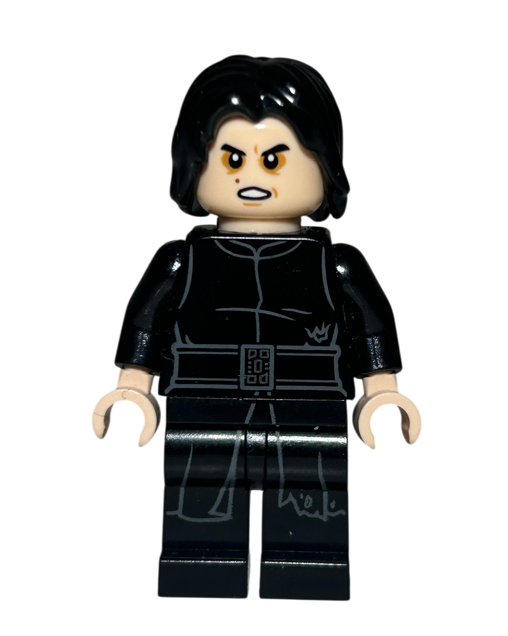 Kylo Ren mit Narbe SW1006 LEGO Star Wars Minifigur Detailansicht brick2d2