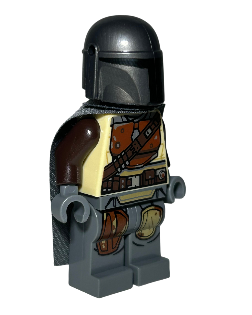 Lego Star Wars Minifigur The Mandalorian Din Djarin SW1057 Seitenansicht links brick2d2