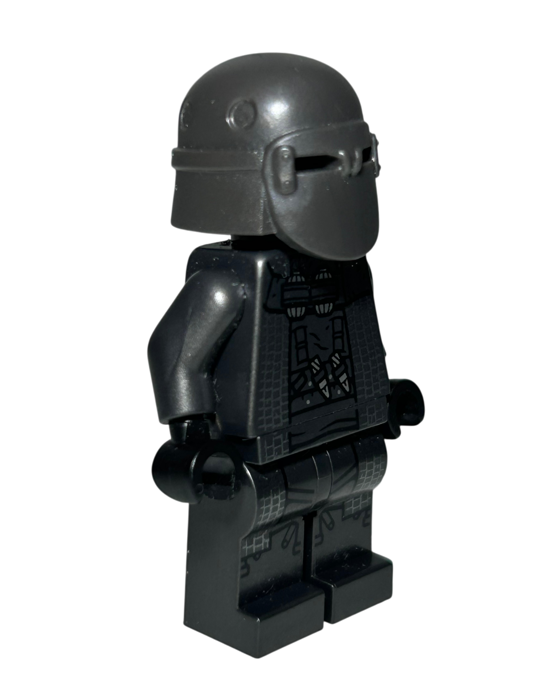 Knight Of Ren Cardo SW1099 LEGO Star Wars Minifigur Seitenansicht links brick2d2