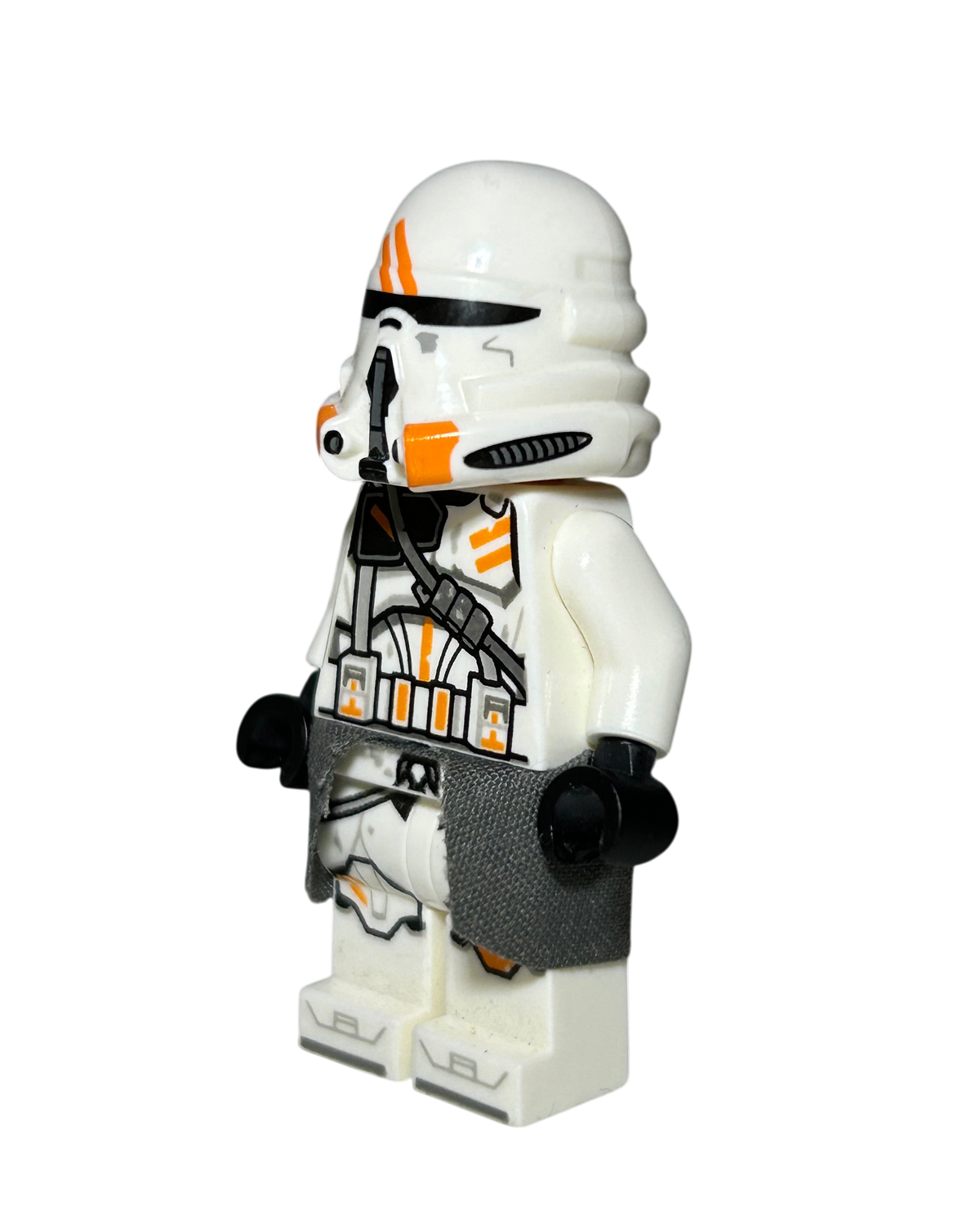 Clone Airborne Trooper 212th Attack Battalion SW1100 LEGO Star Wars Minifigur Seitenansicht rechts Brick2D2