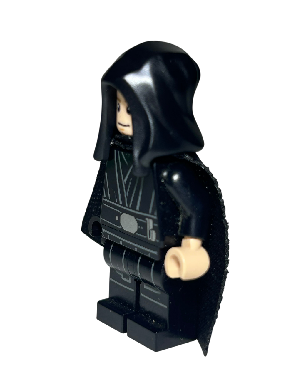 Luke Skywalker Jedi Meister Outfit SW1191 LEGO Star Wars Minifigur Seitenansicht rechts brick2d2
