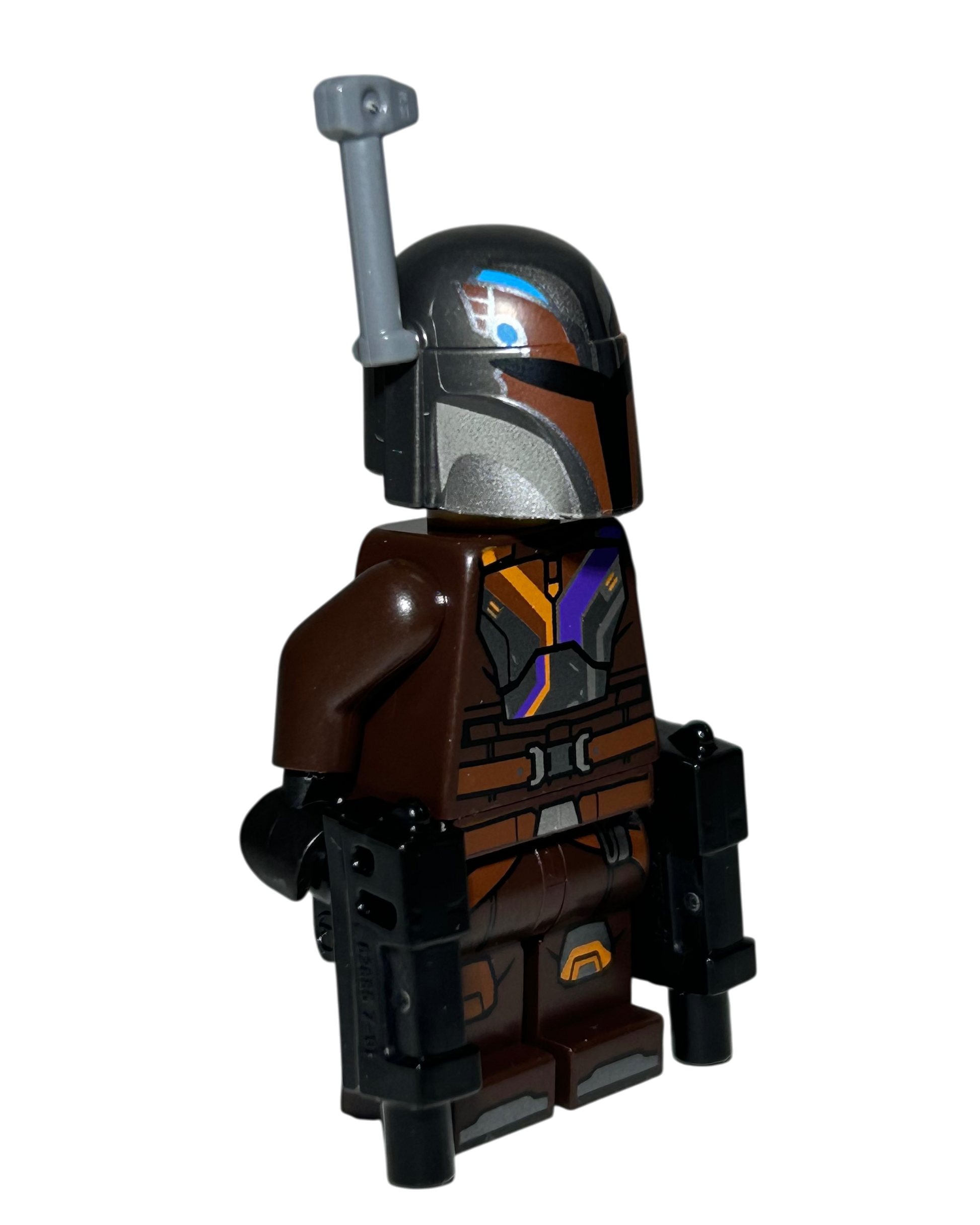 Sabine Wren SW1302 LEGO Star Wars Minifigur mit Helm Seitenansicht links brick2d2