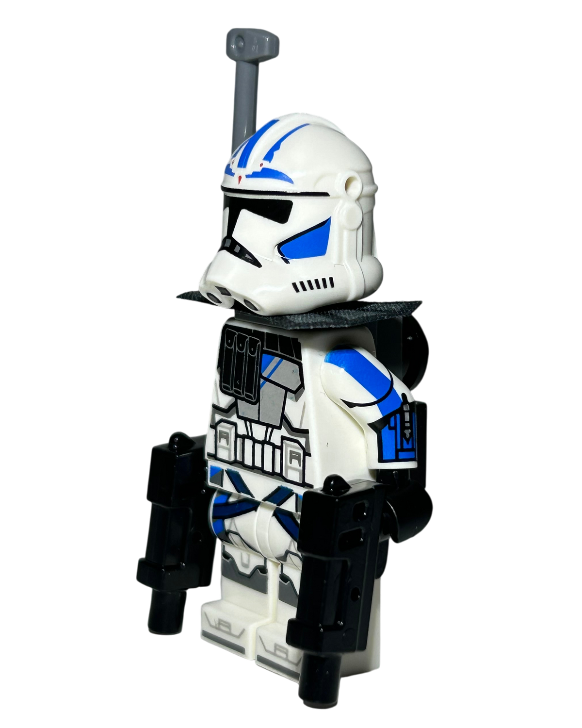 ARC Trooper Fives Jubiläumsplatte SW1329 LEGO Star Wars Minifigur rechts Seitenansicht brick2d2