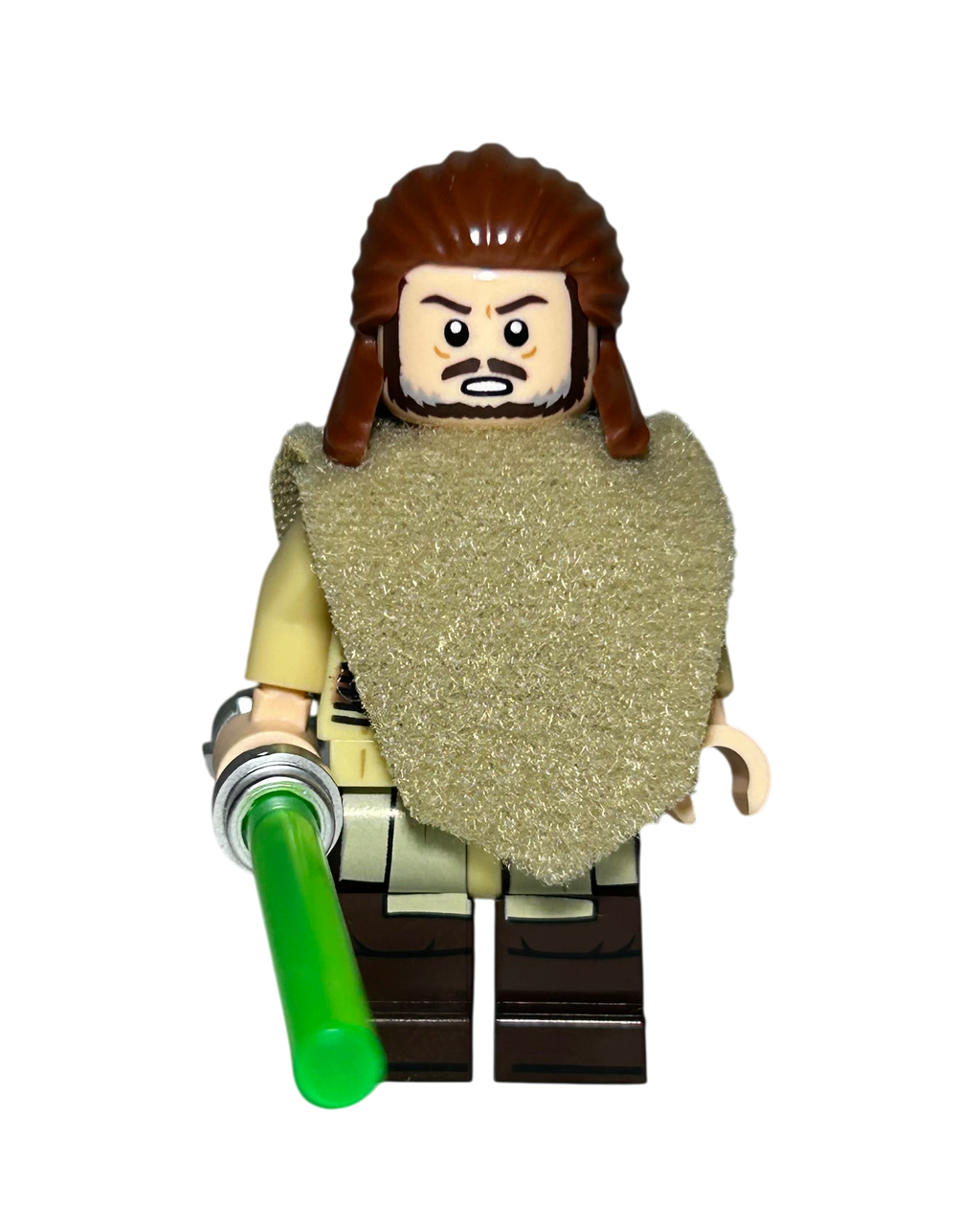 Qui-Gon Jinn SW1334b LEGO Star Wars Minifigur Vorderansicht – brick2d2