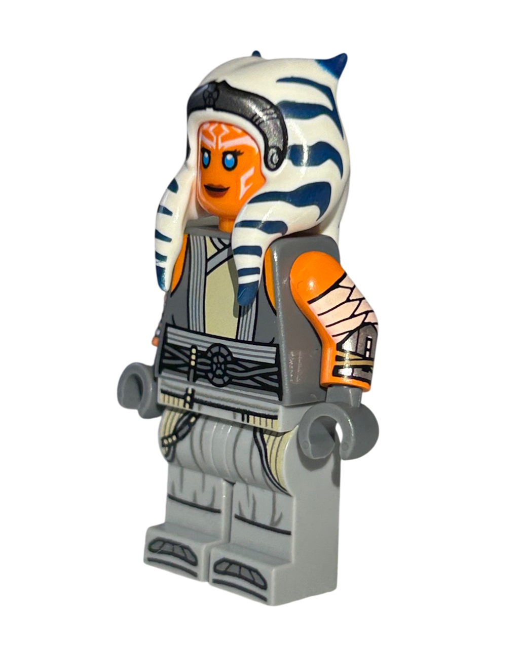 Lego Star Wars Minifigur Ahsoka Tano SW1354 Seitenansicht rechts brick2d2
