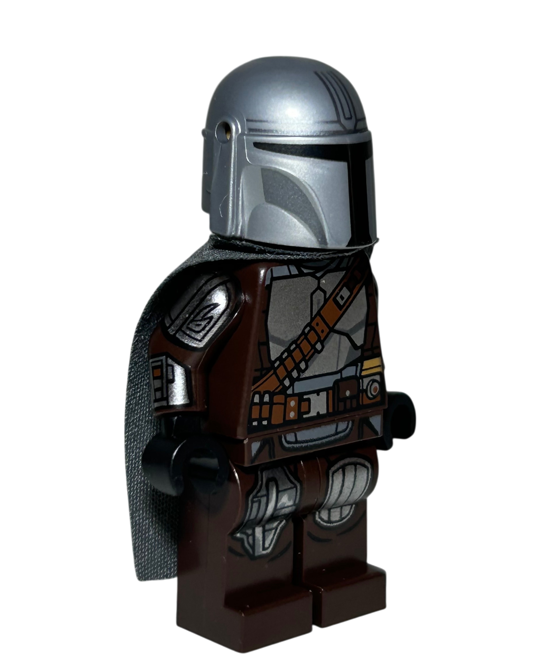 The Mandalorian Din Djarin Beskar Armor 2026 SW1488 LEGO Star Wars Minifigur Seitenansicht links brick2d2